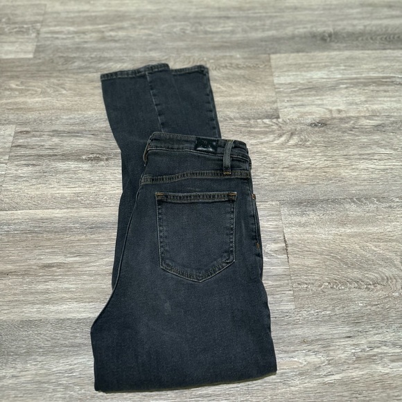 BDG Denim - BDG urban outfitters girlfriend high rise jeans size 29